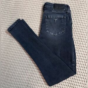Guess Women’s Power Skinny Jeans Dark Wash Black Denim Jeans 26